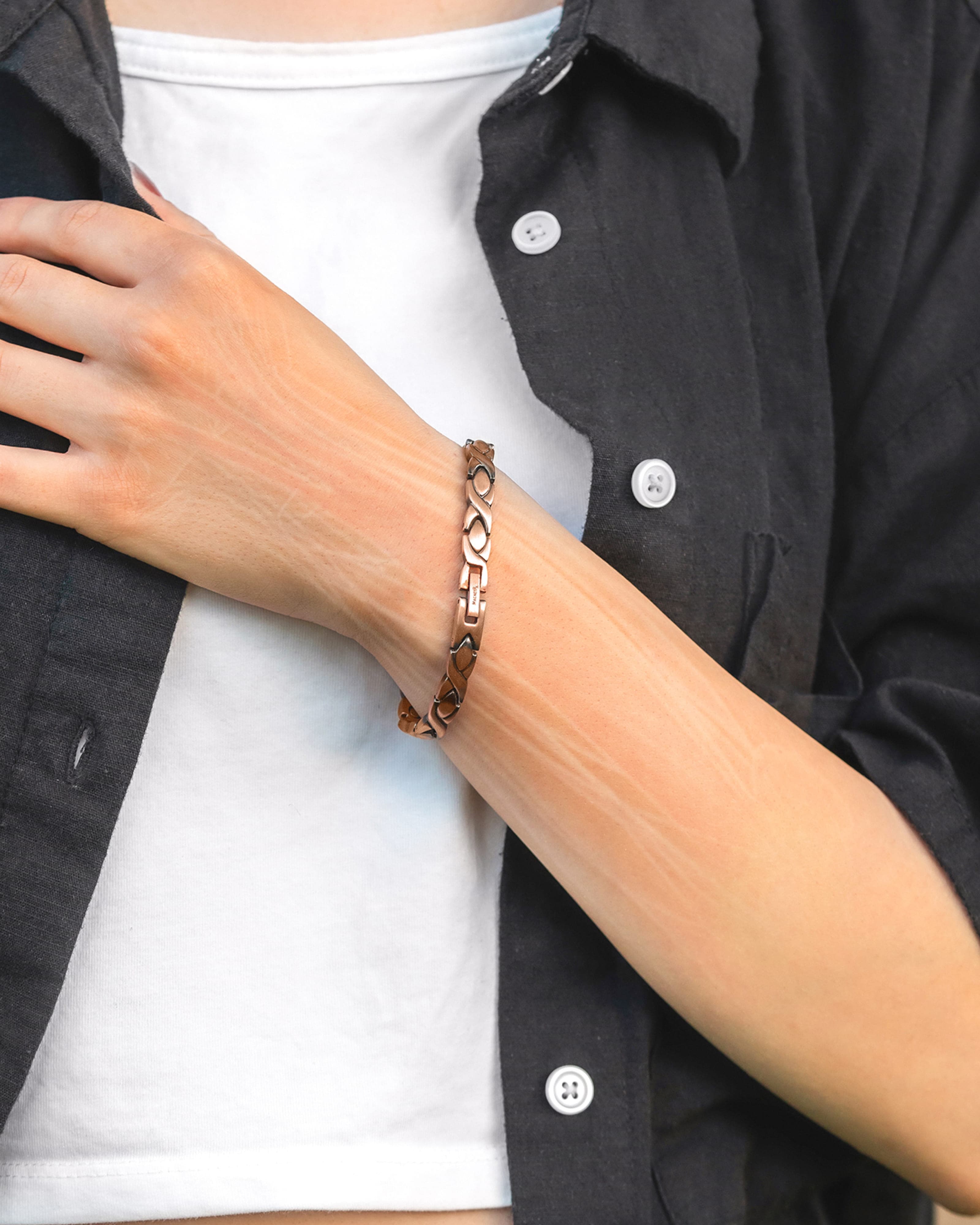 Women’s Ultra Strength Pure Copper Magnetic Therapy Bracelet (XO)